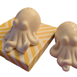 Octopus Salt and Pepper Shaker Set - Cream